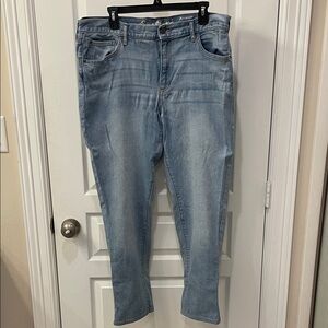 Eddie Bauer Denim Blue Straight Leg Jeans